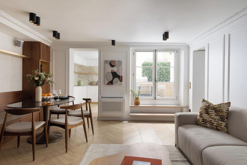 HIGHSTAY - Luxury Serviced Apartments - Saint-Honoré - Tap to explore photos