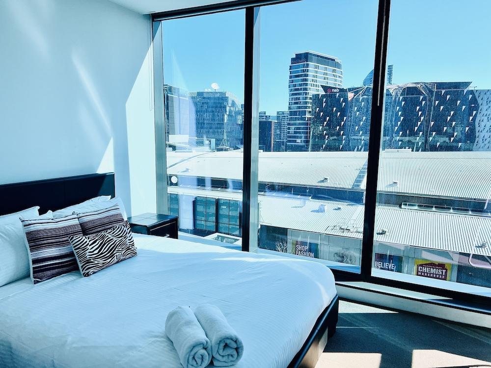 Readyset Apartments at Hudson Room Type - Superior Apartment