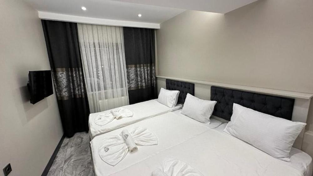 Mar Boutique Apartment - Tap to explore photos