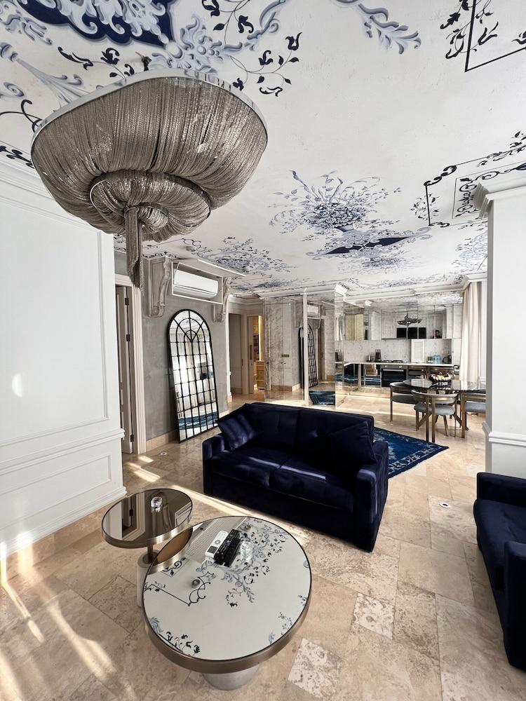 AB Residences Room Type - Signature Apartment