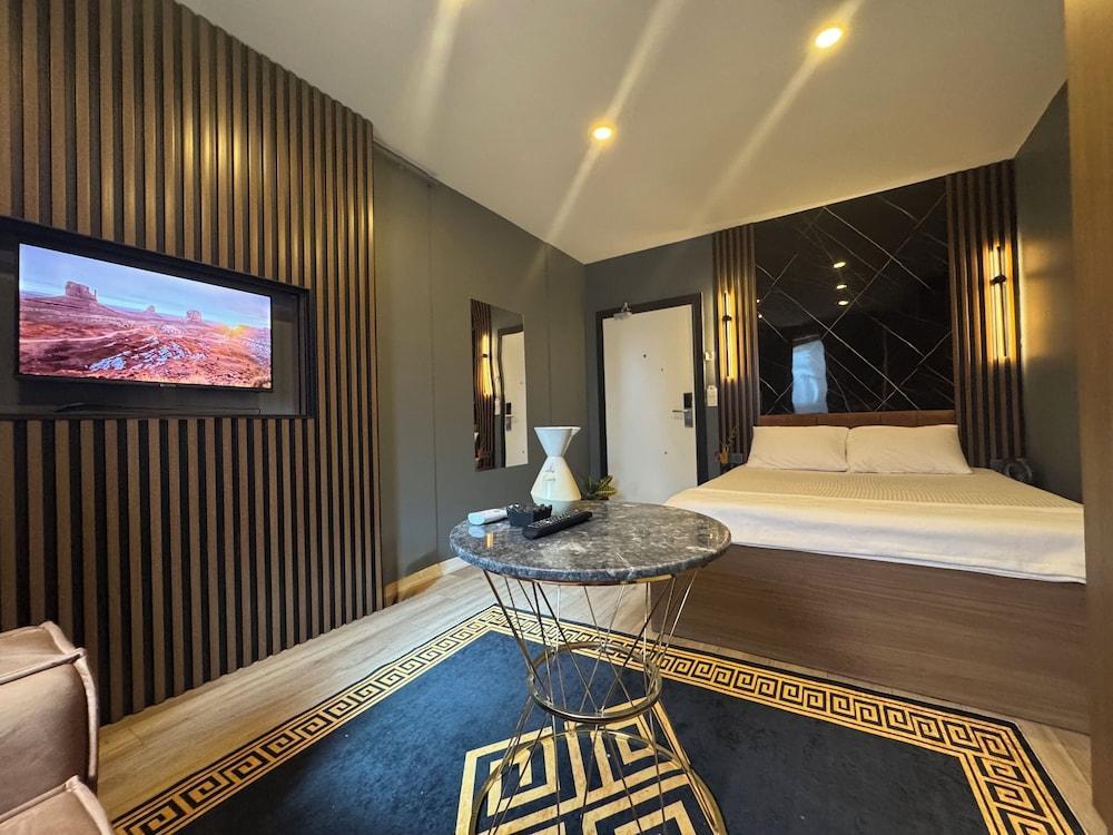 Guest Suites Room Type - Studio