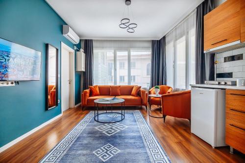 Wonder Suites Room Type - Deluxe Junior Suite