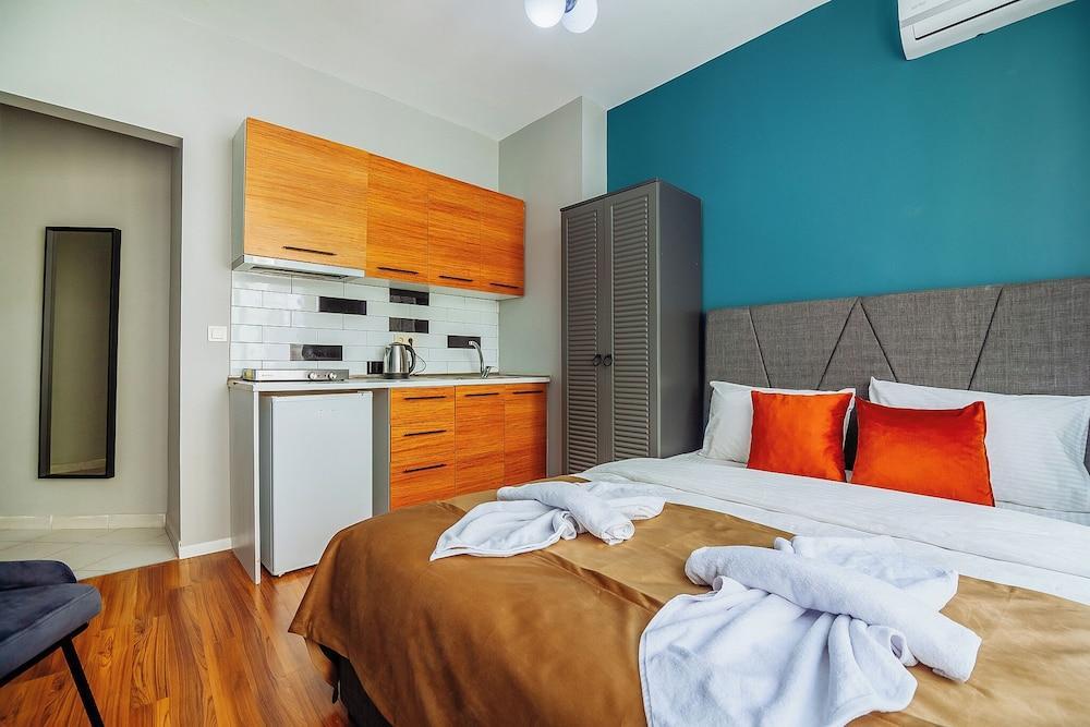 Wonder Suites