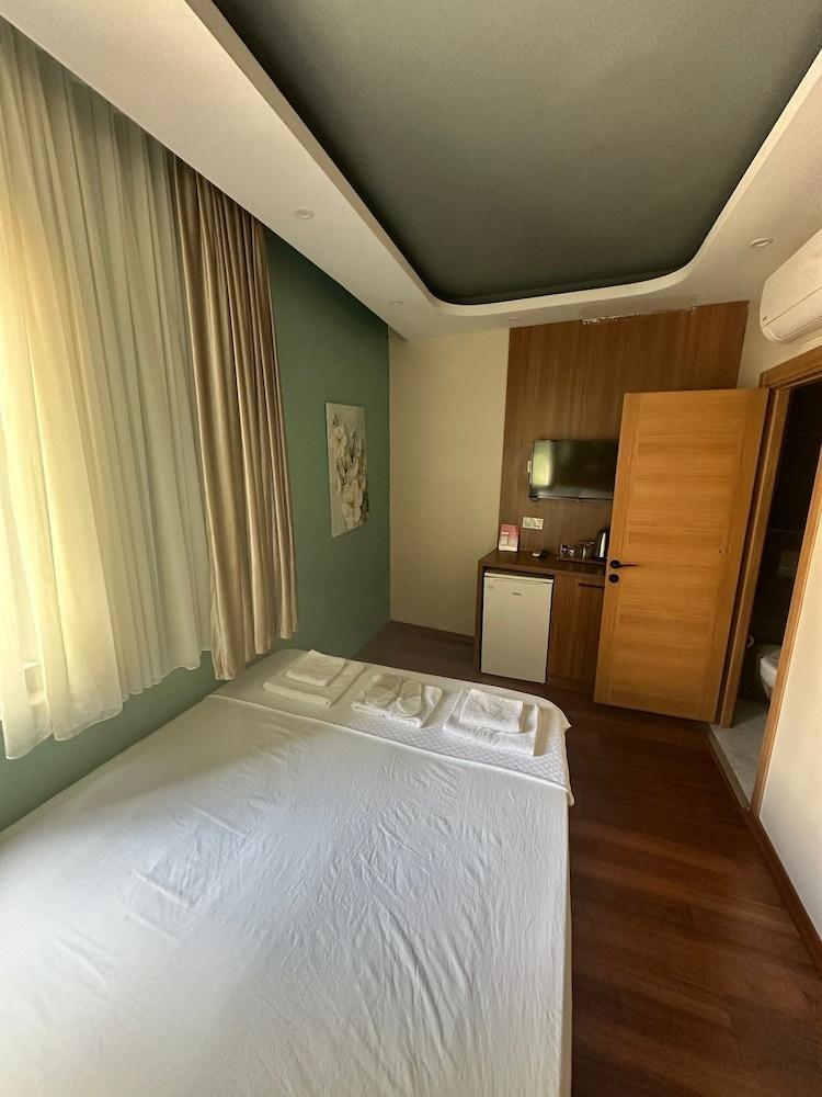 İstanbulites Hotel Room Type - Standard Double Room
