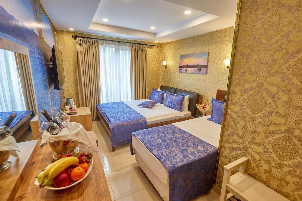 Ardey Hotel Room Type - Superior Triple Room Ardey Hotel Room Type - Superior Triple Room