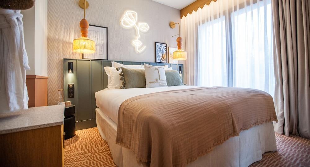 Bloom House Hotel & SPA Room Type - Superior Room, 1 Queen Bed (Superior Room) Bloom House Hotel & SPA Room Type - Superior Room, 1 Queen Bed (Superior Room)