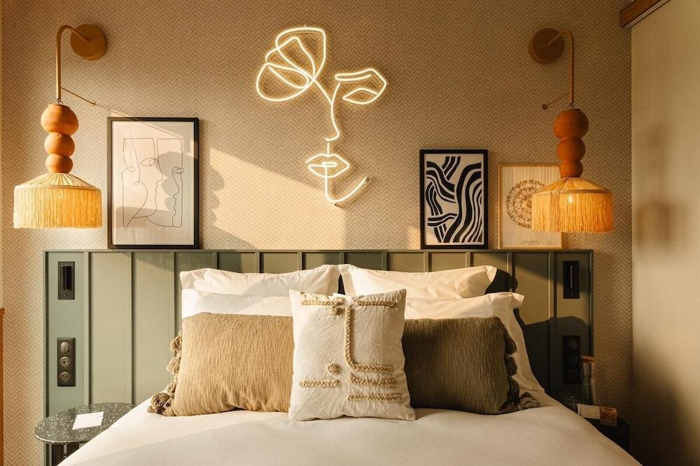 Bloom House Hotel & SPA Room Type - Standard Room, 1 Queen Bed, Balcony (Classic Room with balcony)