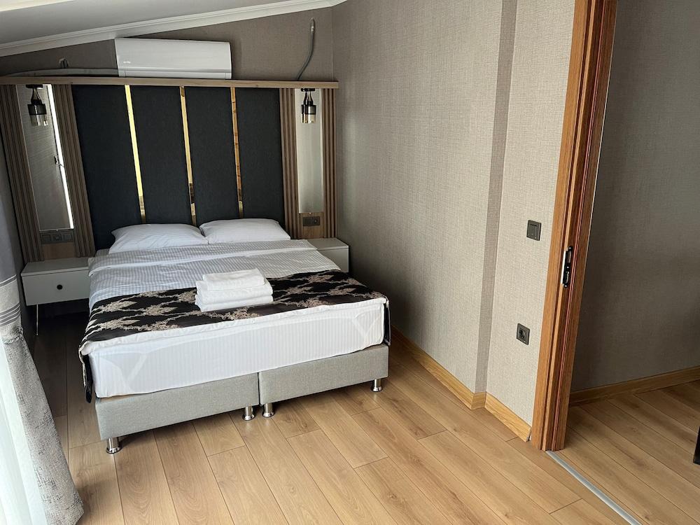 H&L Suites Room Type - Family Apartment H&L Suites Room Type - Family Apartment