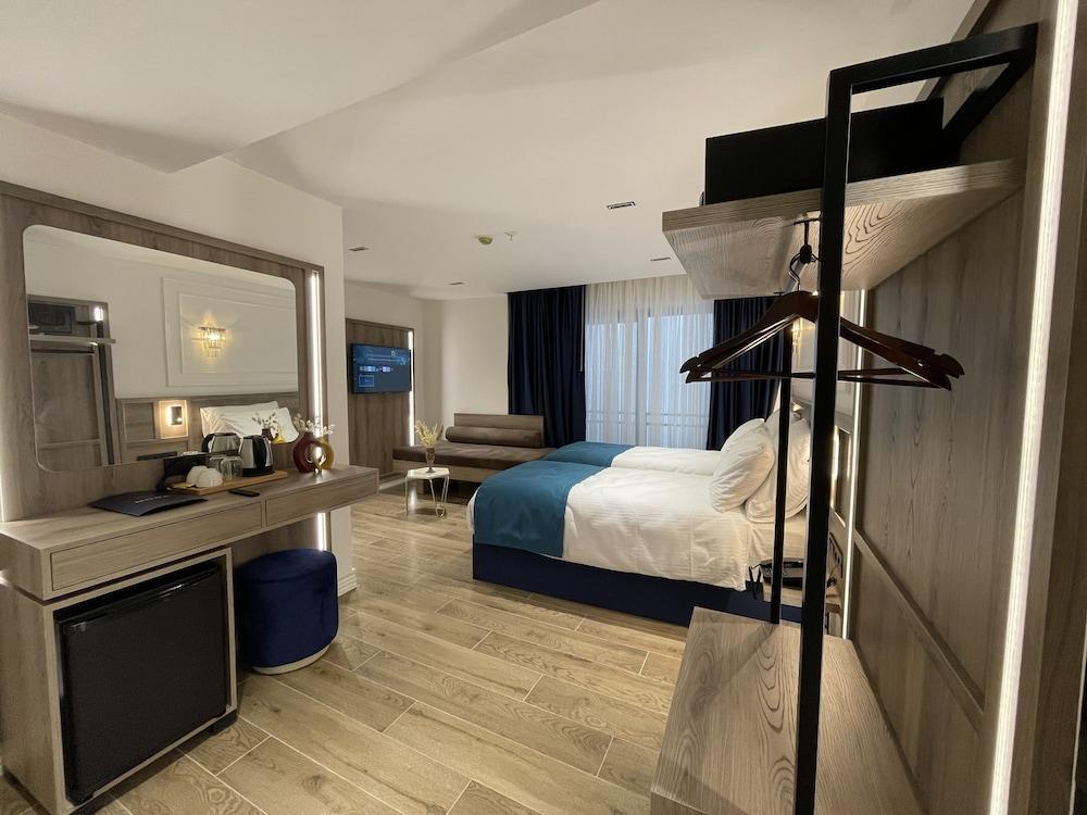 Mona Bosphorus Room Type - Deluxe Twin Room