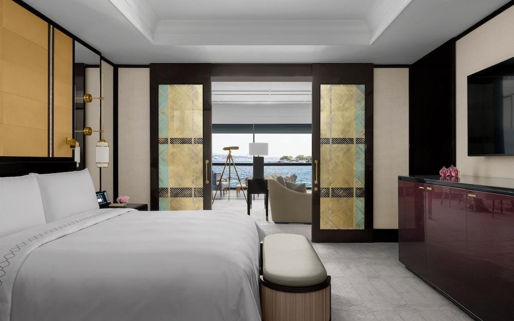 The Peninsula Istanbul Room Type - Deluxe Bosphorus Suite With Balcony, 1 King Bed
