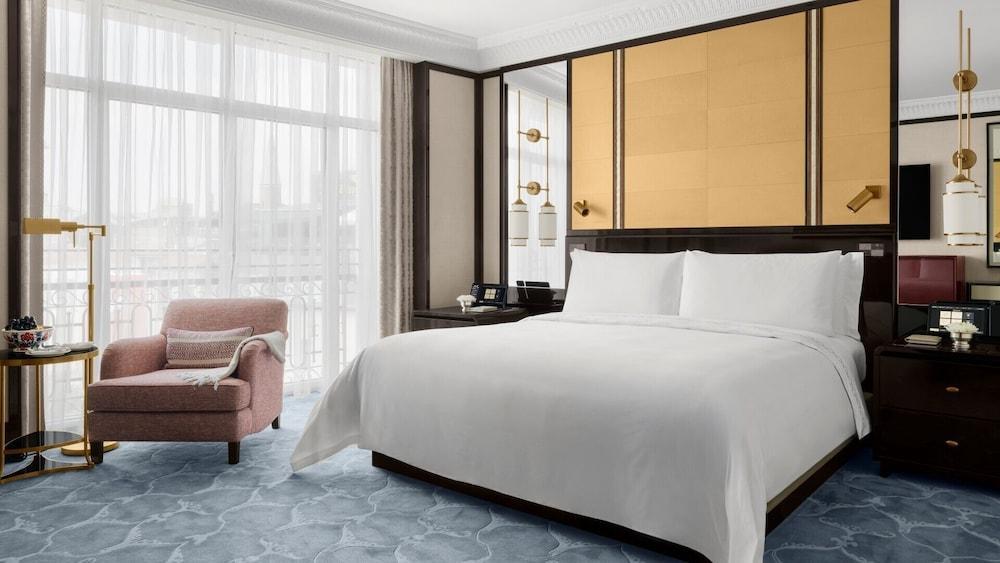 The Peninsula Istanbul Room Type - Deluxe Room, 1 King Bed