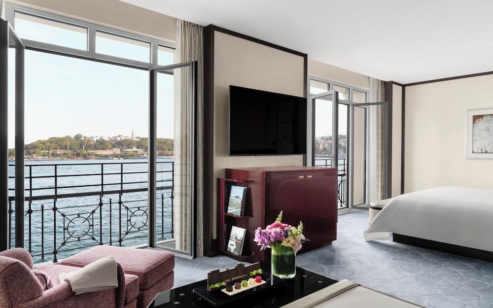 The Peninsula Istanbul Room Type - Grand Deluxe Bosphorus Room, 1 King Bed