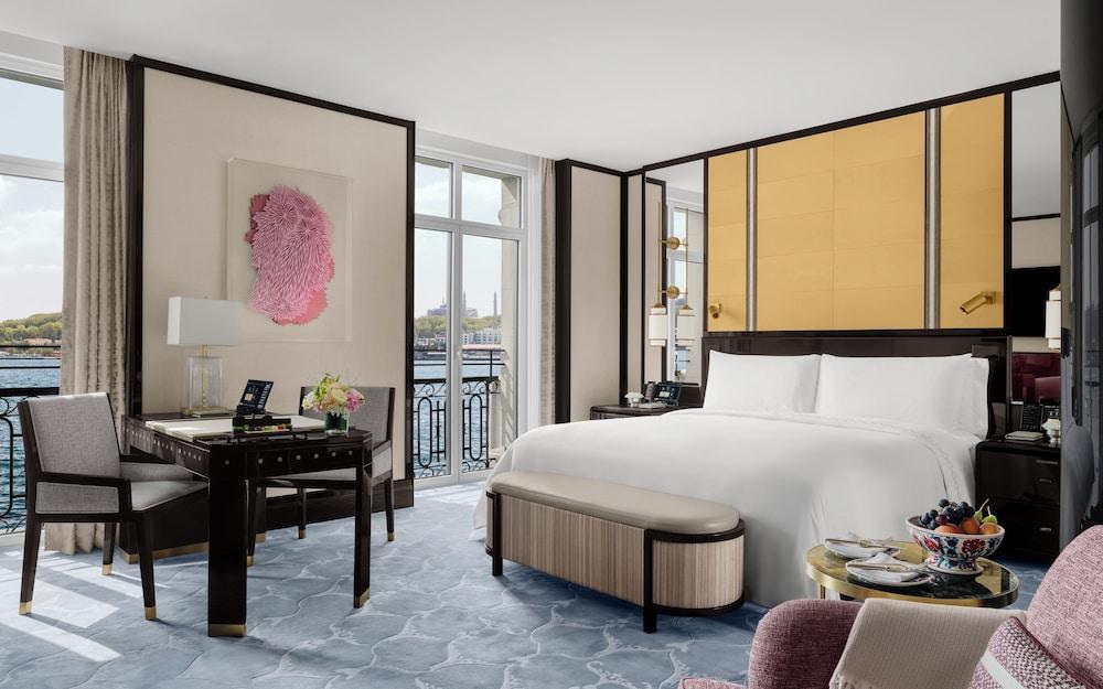 The Peninsula Istanbul Room Type - Deluxe Bosphorus Room, 1 King Bed