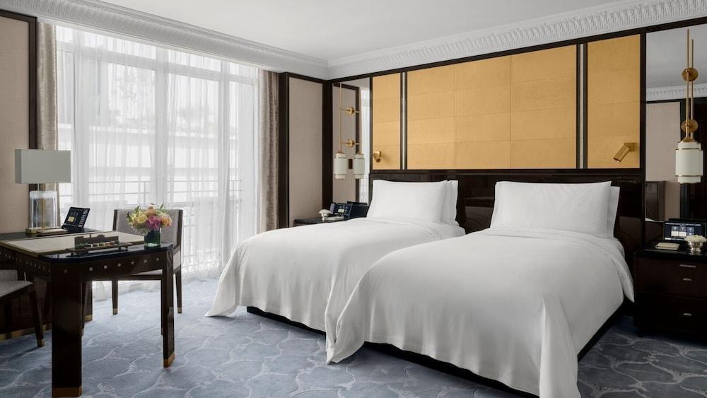 The Peninsula Istanbul Room Type - Deluxe Room, 2 Double Beds