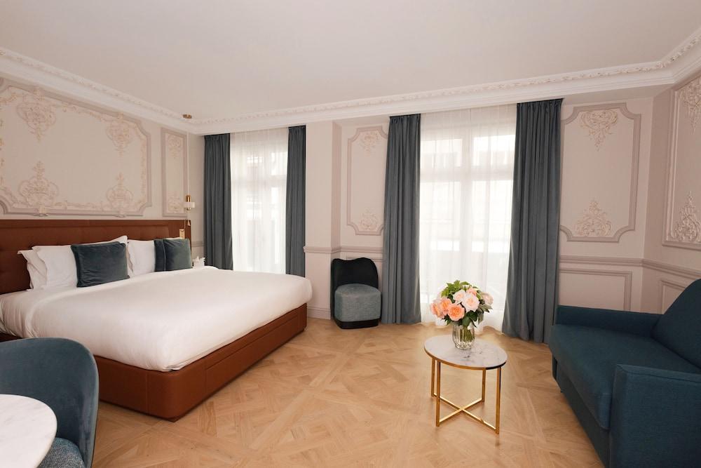 Mode Paris Aparthotel - Tap to explore photos