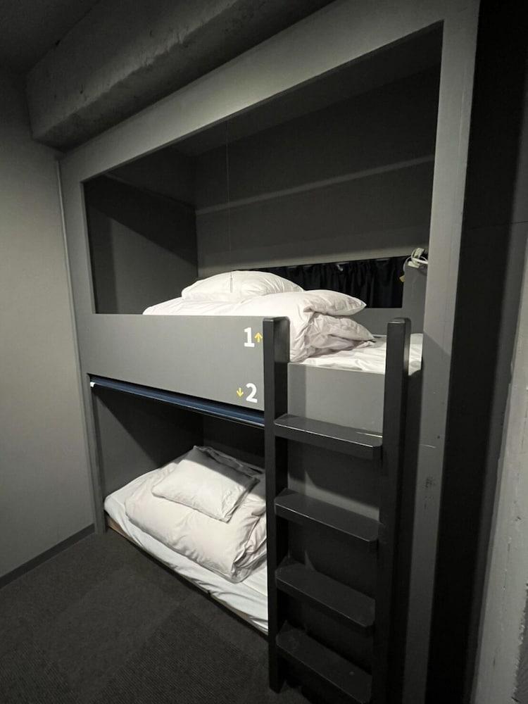 Rhodes Otsuka Hotel - Hostel Room Type - Basic Twin Room