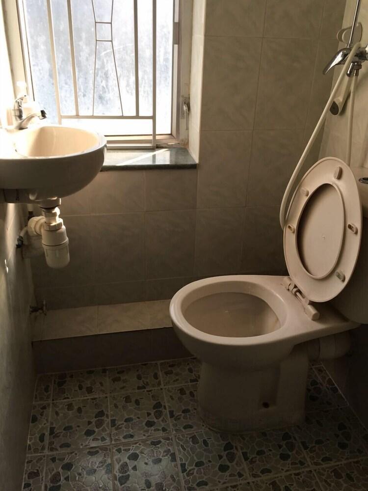 Capital Guesthouse - Tap to explore photos