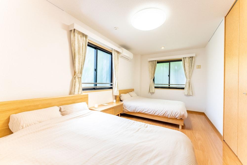 Minamiaoyama 1st Room Type - Family Apartment, Non Smoking, Kitchen