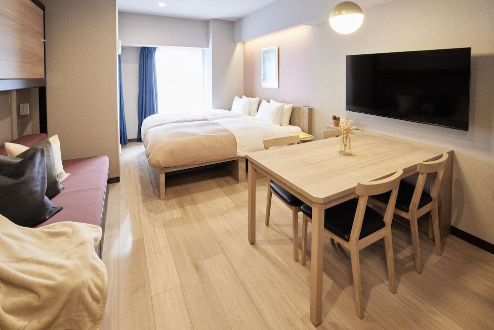 Section L Hatchobori Room Type - Deluxe Studio Apartment - High Floor Section L Hatchobori Room Type - Deluxe Studio Apartment - High Floor