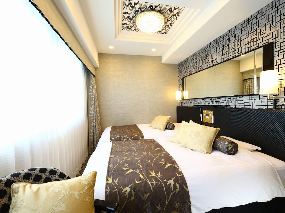 APA Hotel Asakusa Kaminarimon Minami - Tap to explore photos