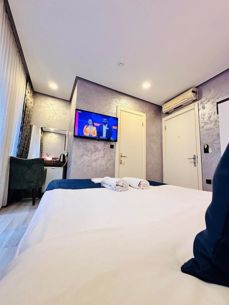 Taxim Alyon Suite Hotel - Tap to explore photos