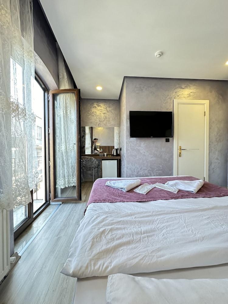 Taxim Alyon Suite Hotel - Tap to explore photos
