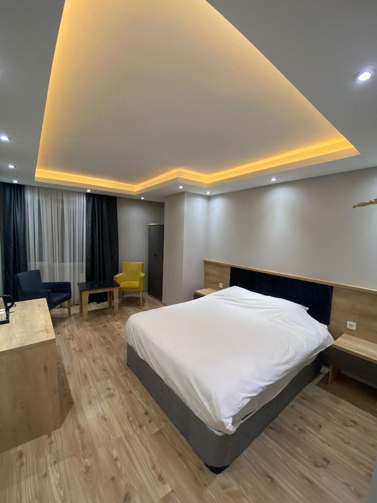 ASEM PALACE Room Type - Standard Double or Twin Room