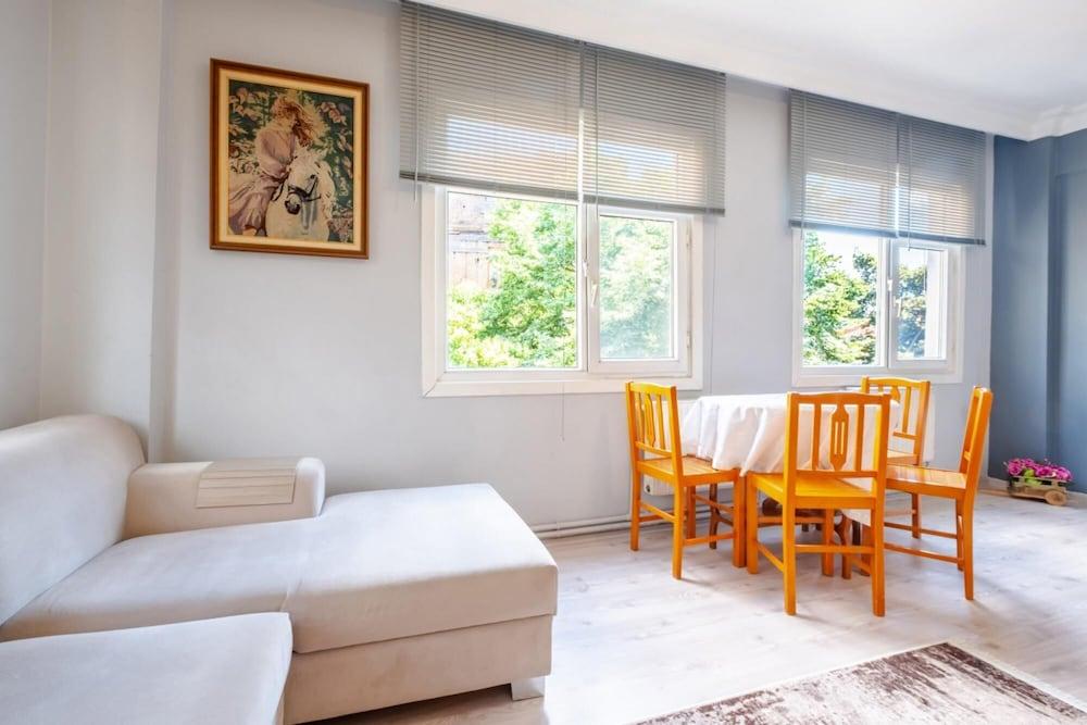 Incredible Flat w Halic View in Beyoglu