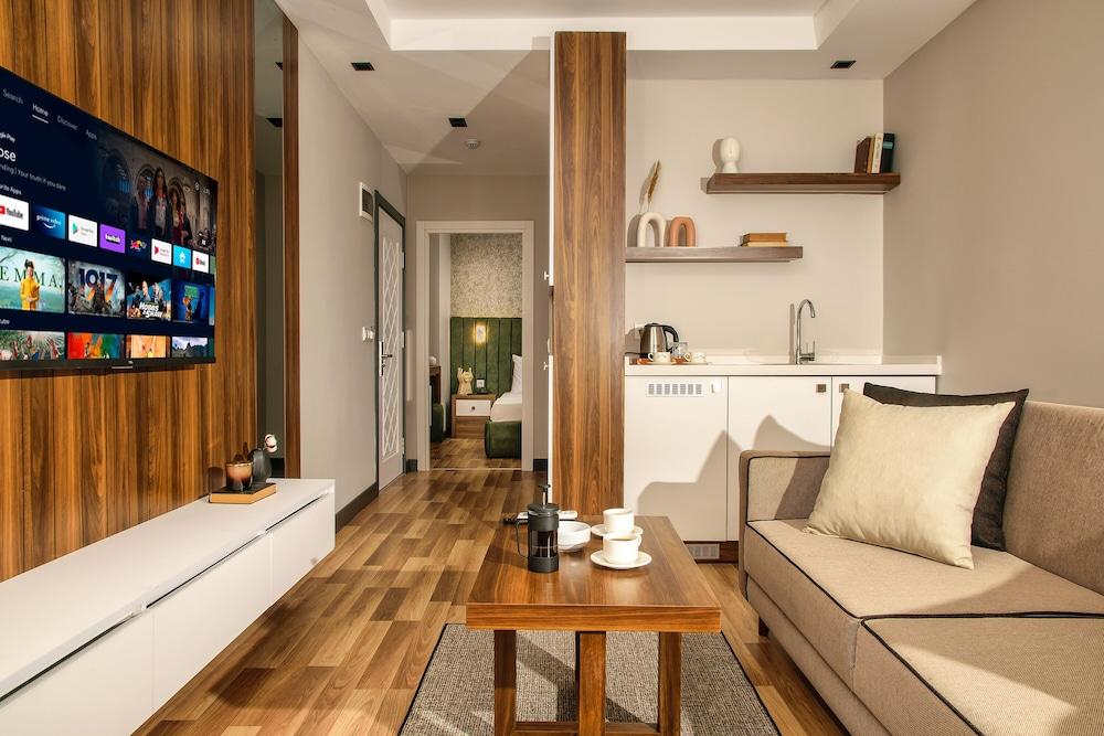 La Mia Suites Room Type - Superior Studio Suite