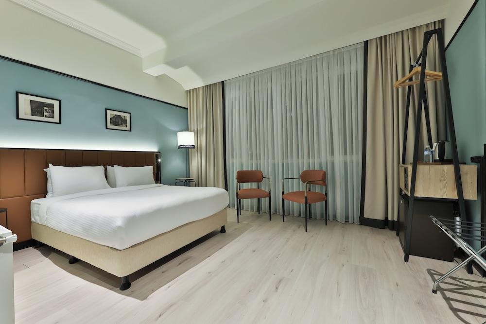 EA Exclusive Hotel Room Type - Superior Double Room, Non Smoking
