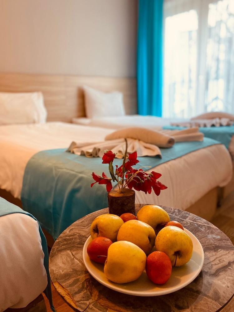 Ottoman Luxury Hotel Room Type - Standard Quadruple Room