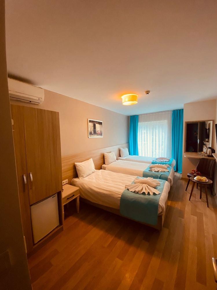 Ottoman Luxury Hotel Room Type - Standard Triple Room