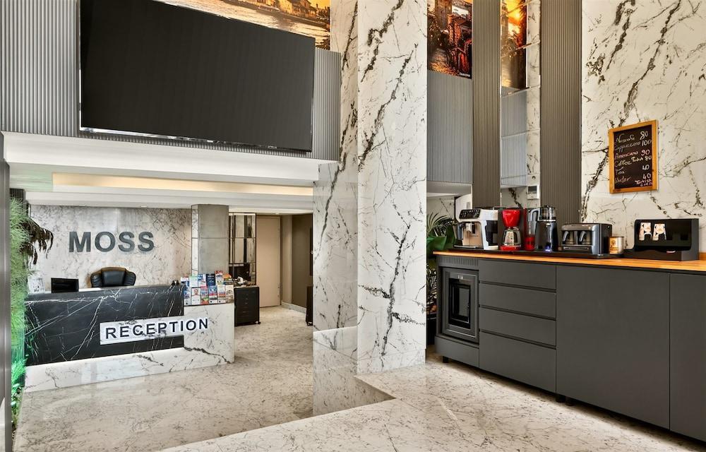 Moss Suites Hotel - Tap to explore photos