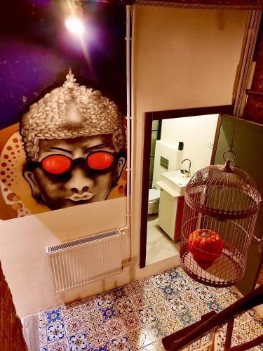 Mates Historical Suites - Tap to explore photos