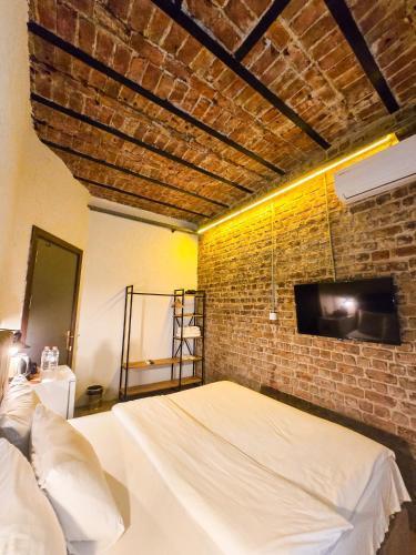 Mates Historical Suites Room Type - Double Room with Private External Bathroom