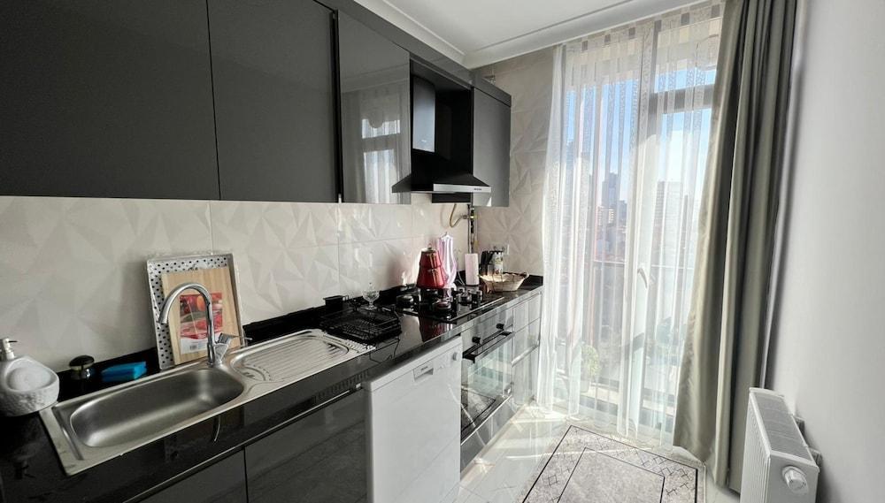 Mecidiyeköy Apart
