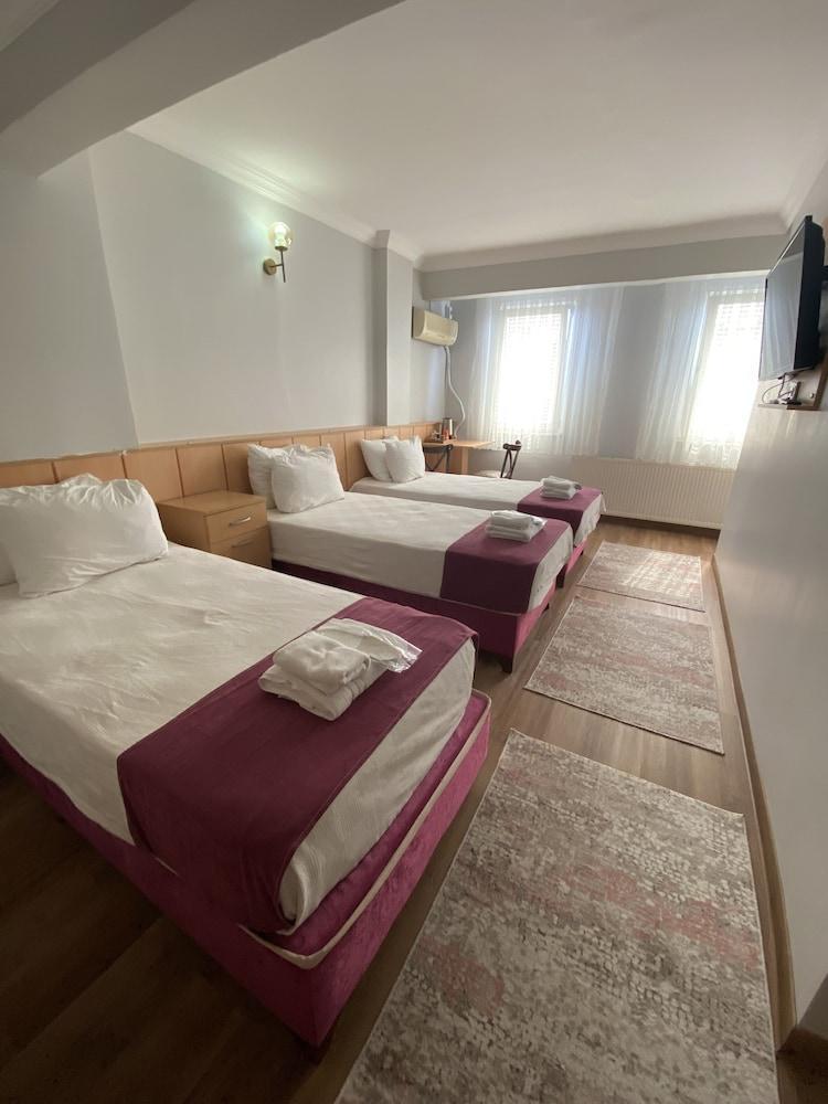 Hotel Ozsefa Room Type - Family Room Hotel Ozsefa Room Type - Family Room