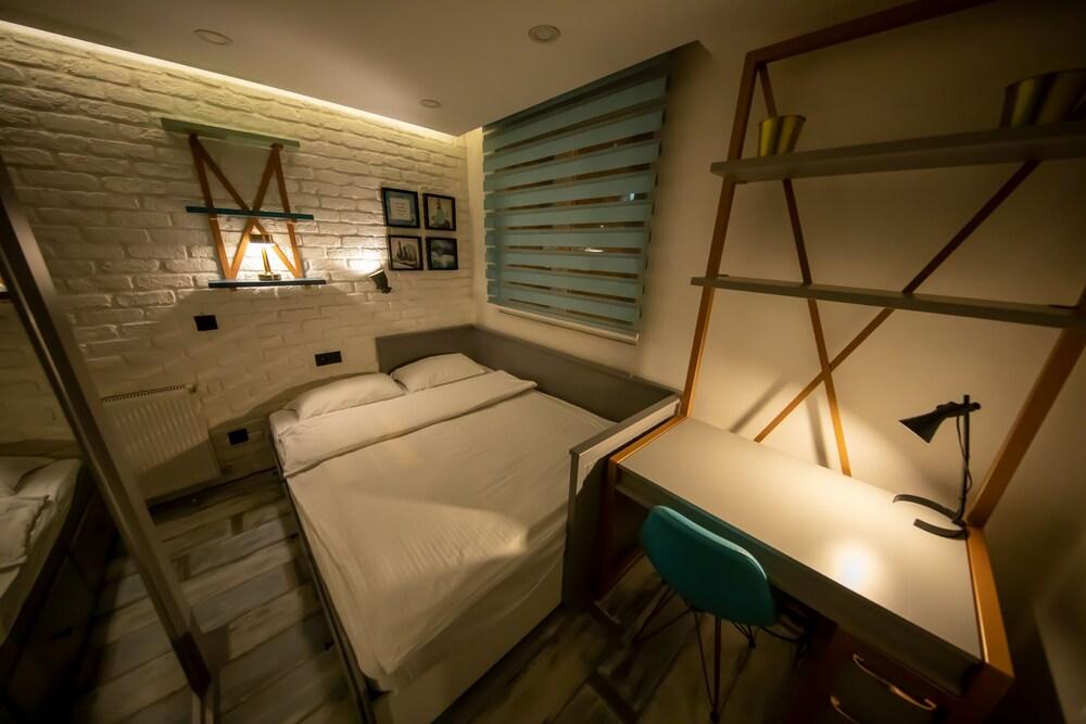 Ava Boutique Room Type - Family Duplex