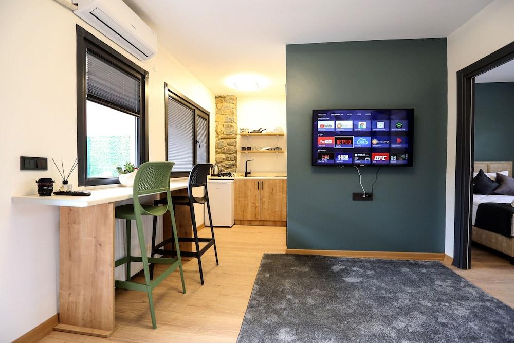 mia mia suites Room Type - Superior Apartment