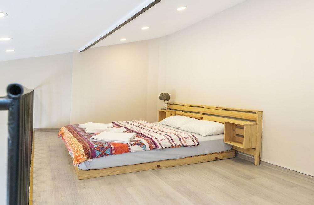 Relaxing Loft Apart at Taksim - Tap to explore photos
