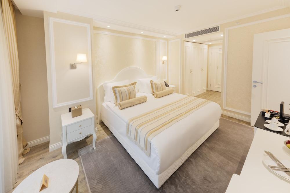 Hallmark Hotel & Spa Room Type - Superior Double Room