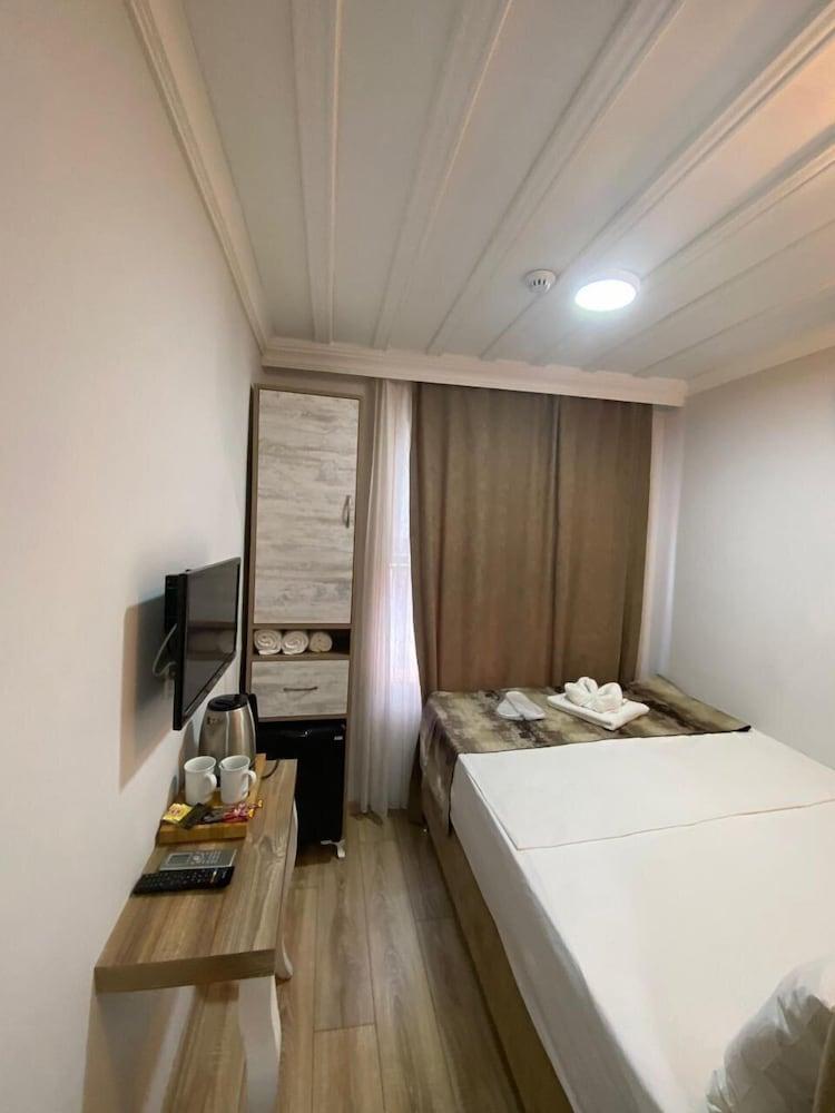 New Cherry Hotel Room Type - Economy Double Room
