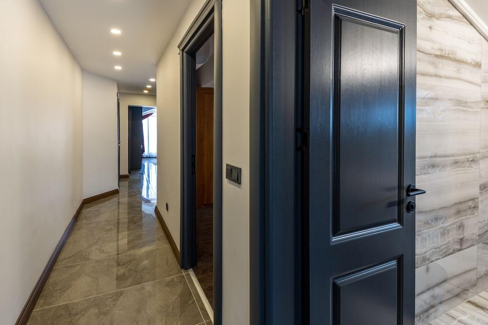 Baymari Suites Design Room Type - Luxury Apartment, 2 Bedrooms Baymari Suites Design Room Type - Luxury Apartment, 2 Bedrooms