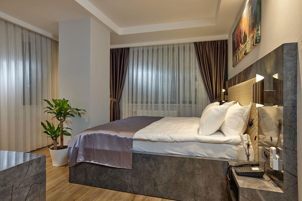 The Bold Hotel Room Type - Double Room