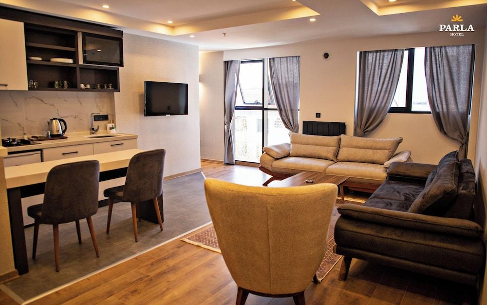 Parla Suite Hotel Room Type - Family Suite