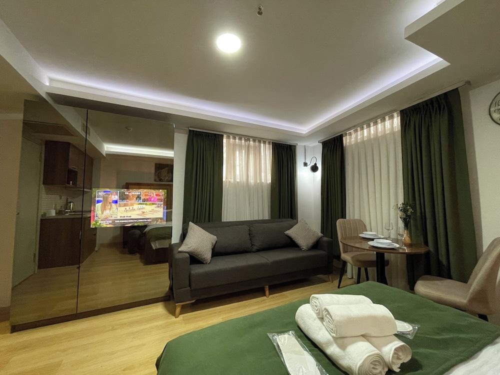 Elegance Suites Room Type - Comfort Studio, 1 Bedroom