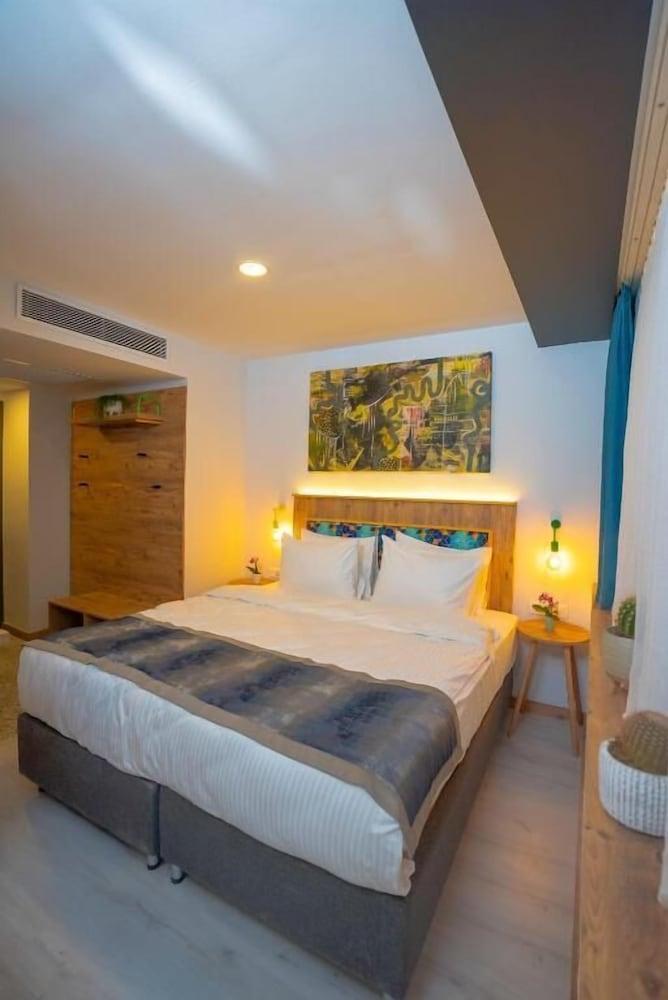 The Gate Hotels Kadıköy Downtown Room Type - Business Double Room, City View The Gate Hotels Kadıköy Downtown Room Type - Business Double Room, City View