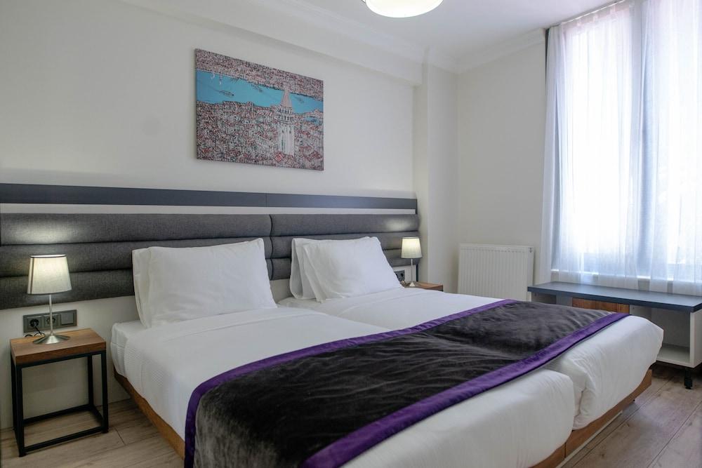 Taksim 11 Suites - Tap to explore photos
