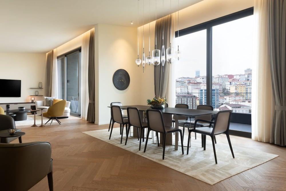 Marriott Executive Apartments Istanbul Fulya Room Type - Penthouse, 5 Bedrooms, City View, Corner