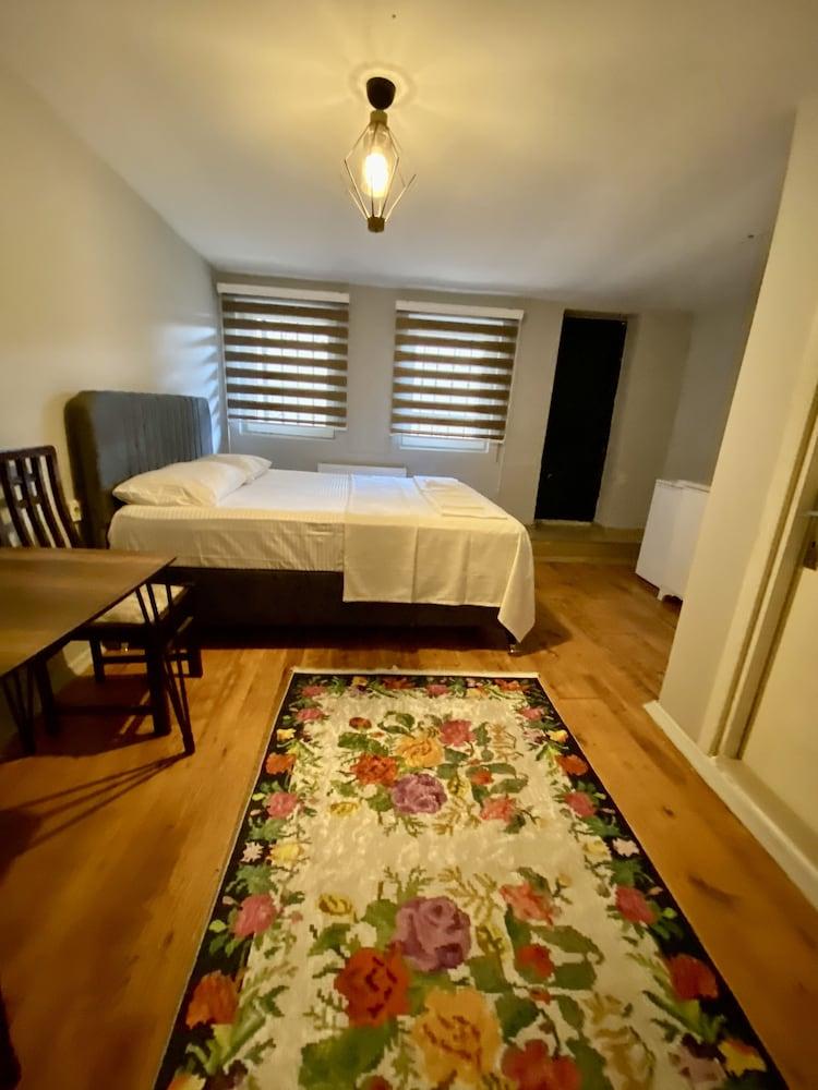 Zelya Flats Room Type - Family Condo